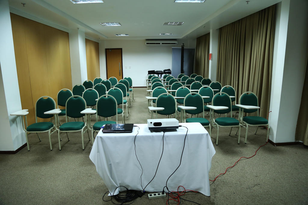 Garbos Trade Hotel Мосоро Екстер'єр фото